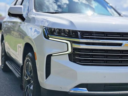 Used 2024 Chevrolet Tahoe LT w/ Luxury Package RWD image 9
