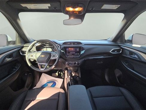 Used 2022 Chevrolet TrailBlazer ACTIV w/ Sun and Liftgate Package image 23