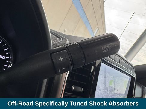 Used 2022 Ford F350 Platinum AWD/4WD image 13