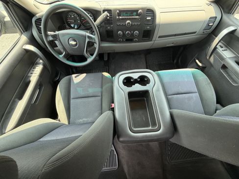 Used 2010 Chevrolet Silverado 1500 LS RWD image 13