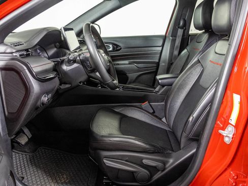Used 2023 Jeep Compass Trailhawk AWD/4WD image 20