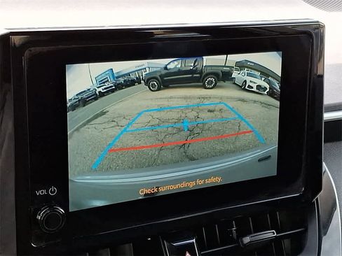 Used 2023 Toyota Corolla LE w/ Carpet Mat Package (TMS) image 15