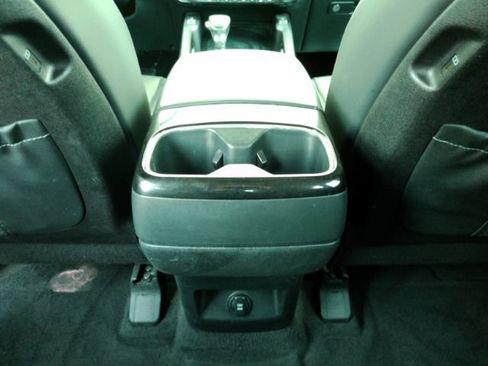 Used 2025 Kia Telluride S AWD/4WD image 27