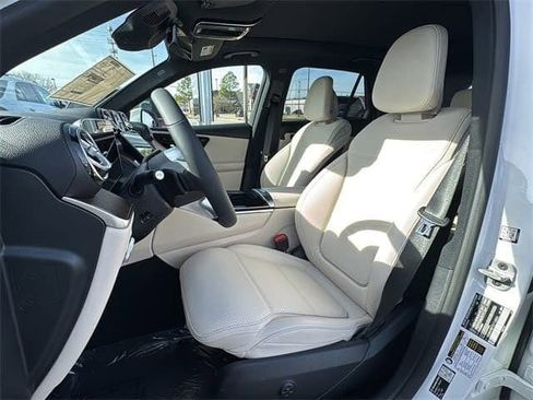 New 2026 Mercedes-Benz GLC 300 4MATIC image 13