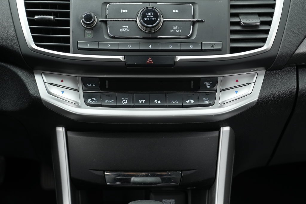 Used 2015 Honda Accord LX image 38