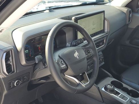 New 2025 Ford Bronco Sport Outer Banks image 9