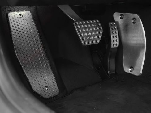 Certified 2016 Ferrari F12tdf RWD image 57