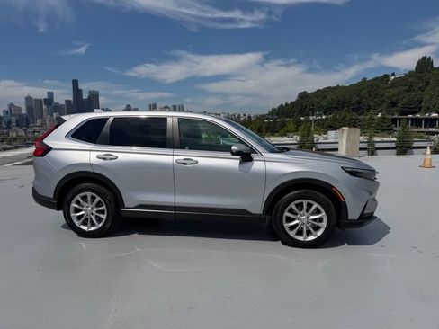 Used 2024 Honda CR-V EX-L image 3