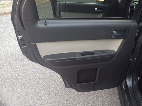 Used 2009 Mercury Mariner Premier image 21