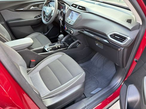 Certified 2021 Chevrolet TrailBlazer LS image 28