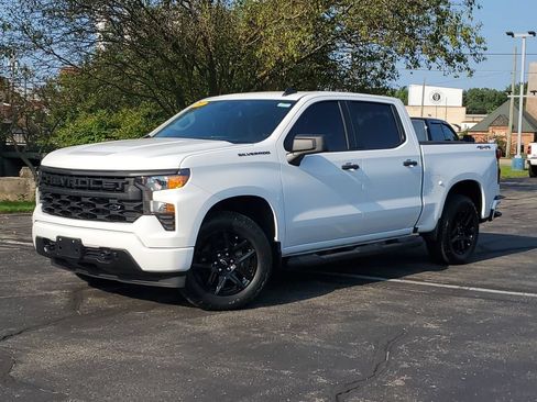 Used 2024 Chevrolet Silverado 1500 Custom AWD/4WD image 27