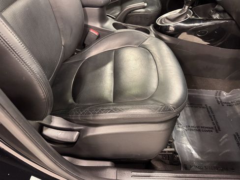 Used 2015 Kia Soul ! w/ Sun & Sound Package image 27