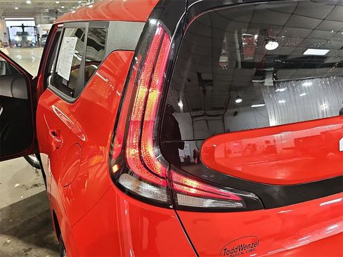Used 2024 Kia Soul LX w/ Option Group 015 image 36