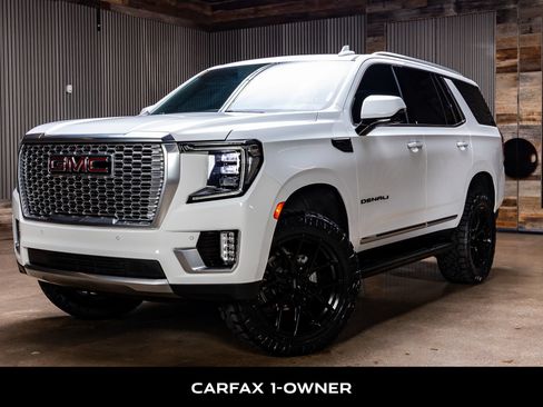 Used 2024 GMC Yukon Denali AWD/4WD image 5