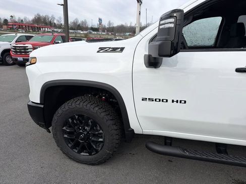New 2026 Chevrolet Silverado 2500 LT w/ Trail Boss Package AWD/4WD image 11