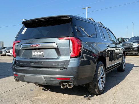 Used 2021 GMC Yukon XL Denali w/ Denali Premium Package AWD/4WD image 8