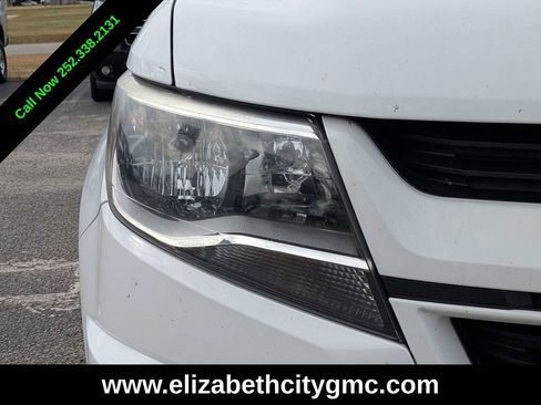 Used 2018 Chevrolet Colorado W/T w/ Custom Special Edition image 10