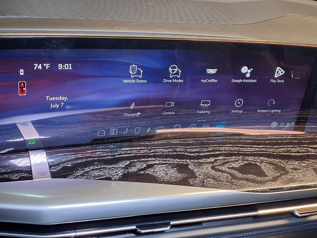 New 2026 Cadillac Escalade IQL Luxury AWD/4WD image 17