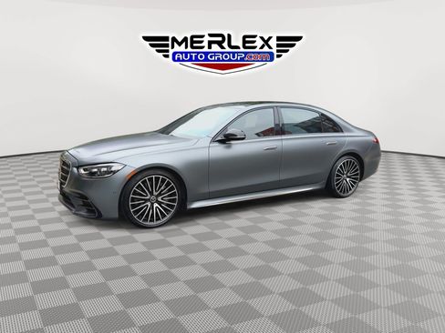 Used 2023 Mercedes-Benz S 580 4MATIC Sedan image 4