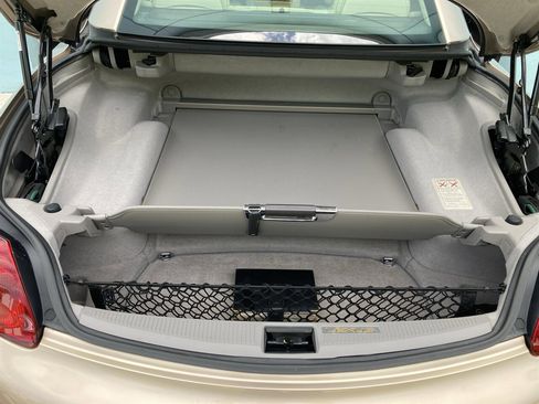 Used 2005 Lexus SC 430 Convertible image 32