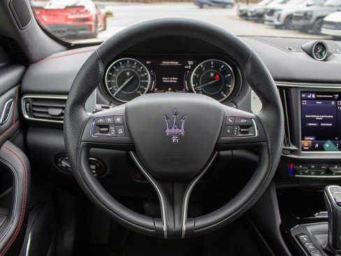 Used 2024 Maserati Levante GT Ultima AWD/4WD image 14