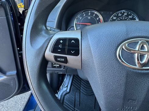 Used 2013 Toyota Corolla S FWD image 28