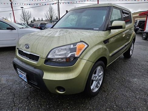 Used 2010 Kia Soul + w/ Audio Pkg image 7