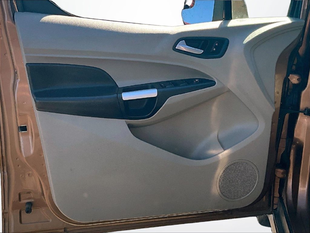 Used 2014 Ford Transit Connect Titanium FWD image 22