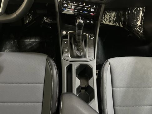 New 2026 Volkswagen Jetta SE FWD image 33