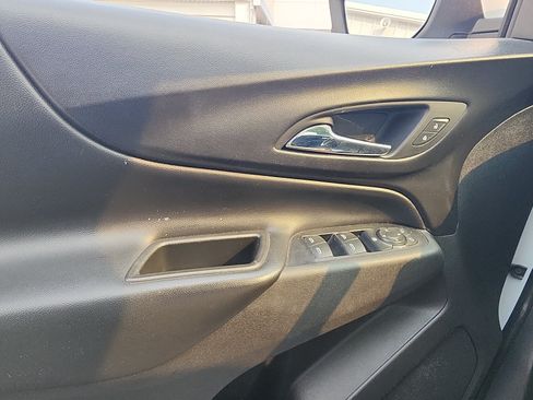 Used 2019 Chevrolet Equinox LT AWD/4WD image 15