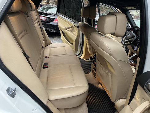 Used 2013 BMW X5 xDrive35i image 16