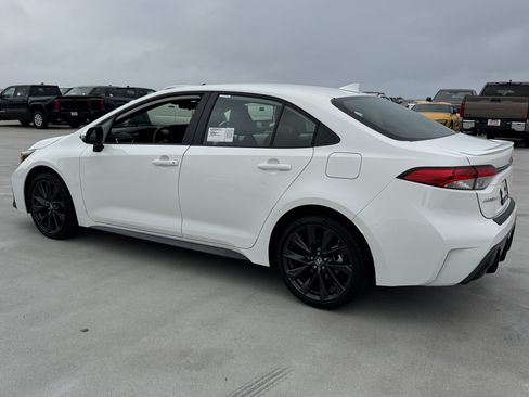New 2026 Toyota Corolla SE FWD image 12