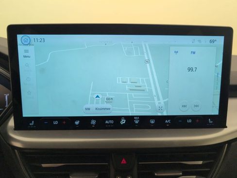 Used 2025 Ford Escape SE image 27