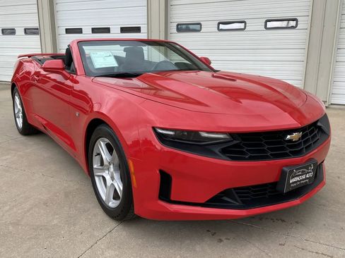 Used 2023 Chevrolet Camaro LT RWD image 1
