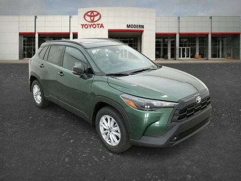 New 2026 Toyota Corolla Cross LE w/ Moonroof Package FWD image 14