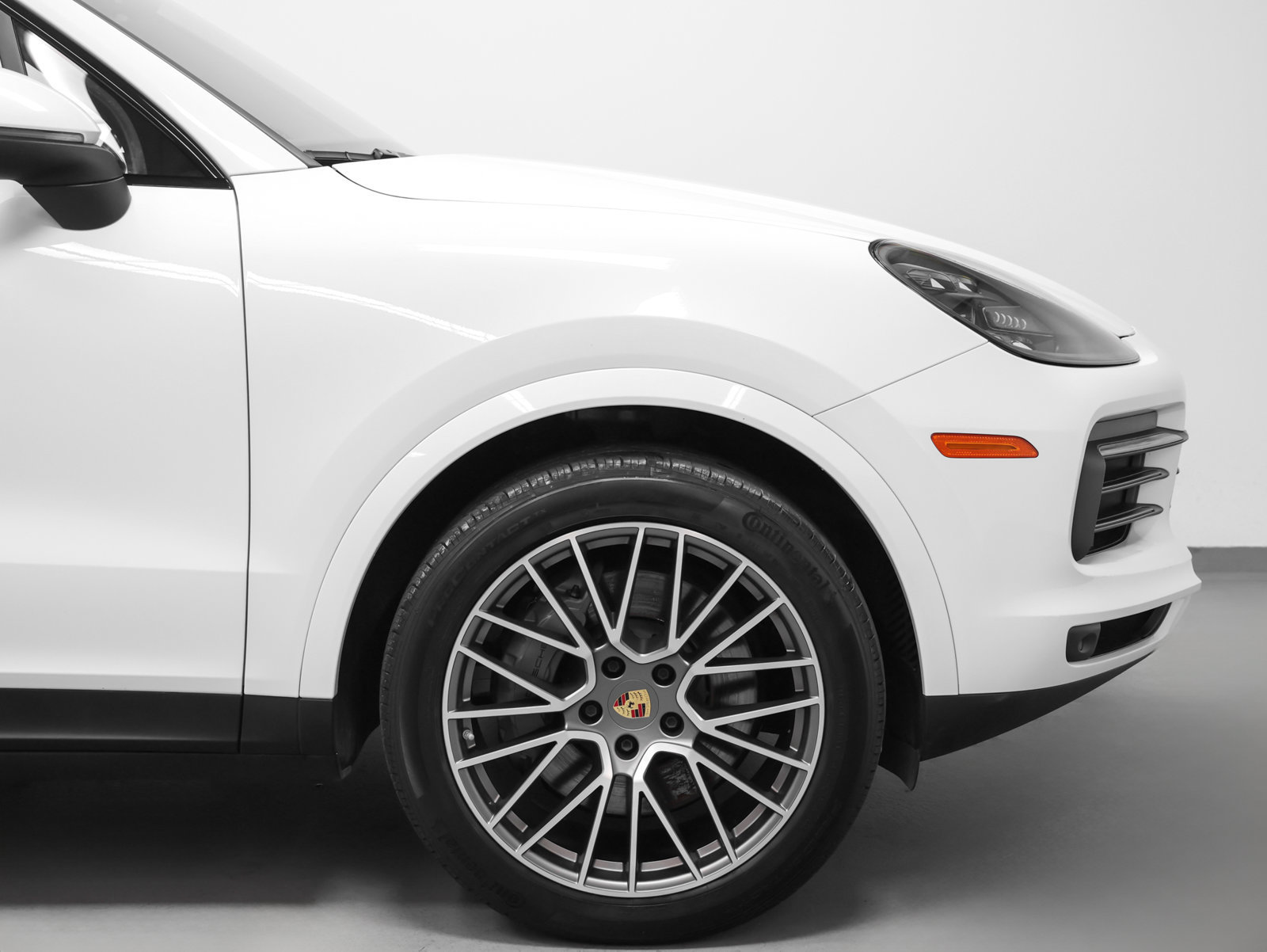 Certified 2023 Porsche Cayenne S Platinum AWD/4WD image 14