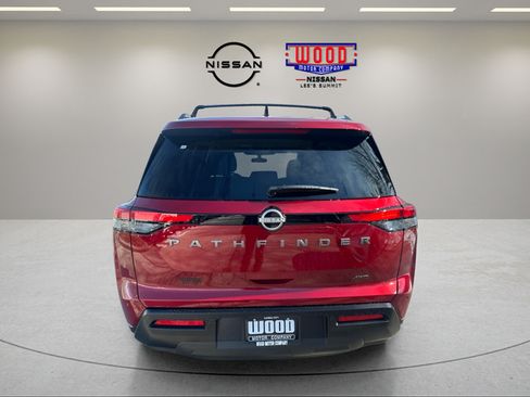 Certified 2026 Nissan Pathfinder SV AWD/4WD image 4
