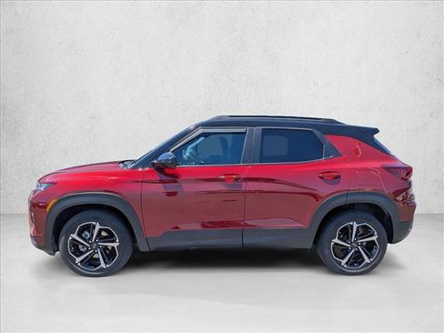 Used 2023 Chevrolet TrailBlazer RS w/ Confidence II Package AWD/4WD image 9