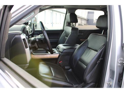 Used 2018 Chevrolet Silverado 3500 LTZ w/ Duramax Plus Package image 8