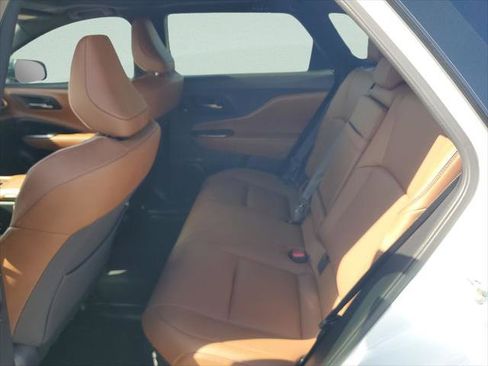 Certified 2025 Toyota Crown Signia w/ Advanced Technology Package AWD/4WD image 18