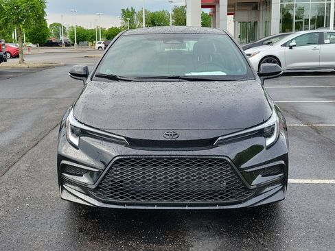 New 2026 Toyota Corolla SE FWD image 2