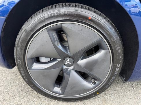 Used 2019 Tesla Model 3 Standard Range Plus RWD image 50