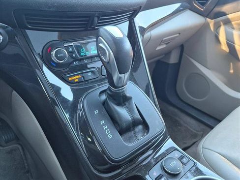 Used 2016 Ford Escape Titanium w/ Equipment Group 301A AWD/4WD image 10