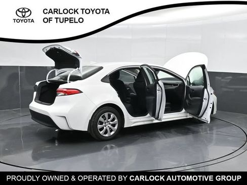 Used 2026 Toyota Corolla LE FWD image 49