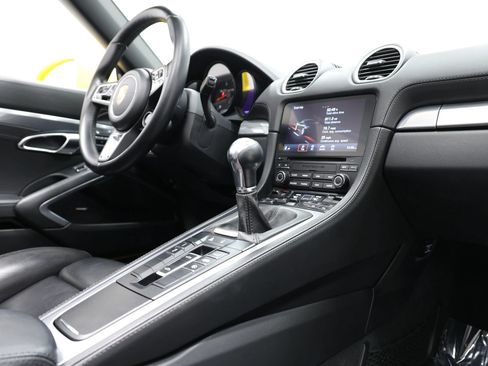 Used 2019 Porsche 718 Boxster GTS RWD image 86