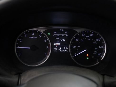 Used 2022 Nissan Kicks S image 16