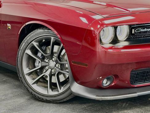 Used 2021 Dodge Challenger R/T Scat Pack w/ Shaker Package RWD image 4