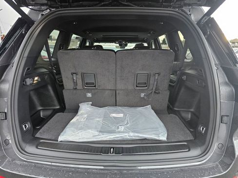 New 2025 Jeep Grand Cherokee L Altitude image 13