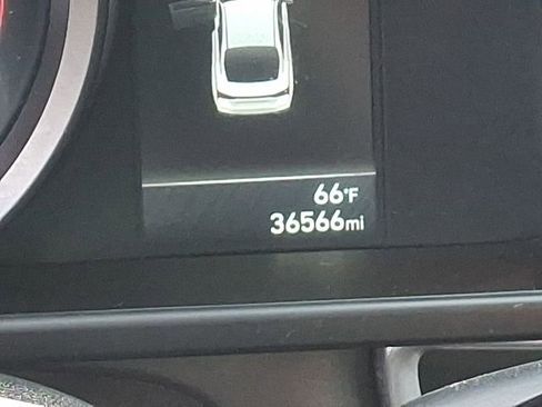 Used 2023 Hyundai Elantra SEL image 21