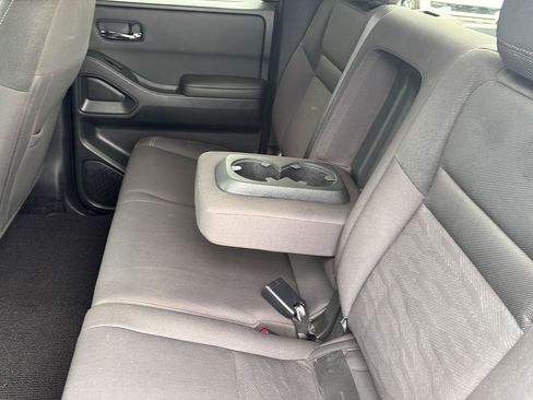 Used 2023 Nissan Frontier SV w/ Midnight Edition Package AWD/4WD image 18